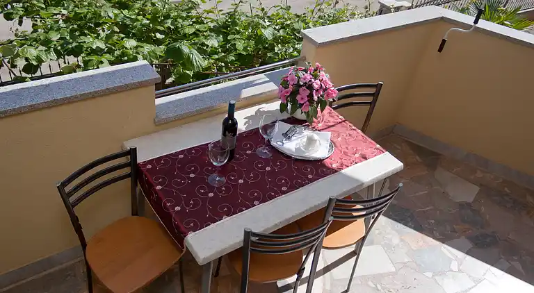 Two bedroom apartment with terrace Novigrad (A-7108-a)