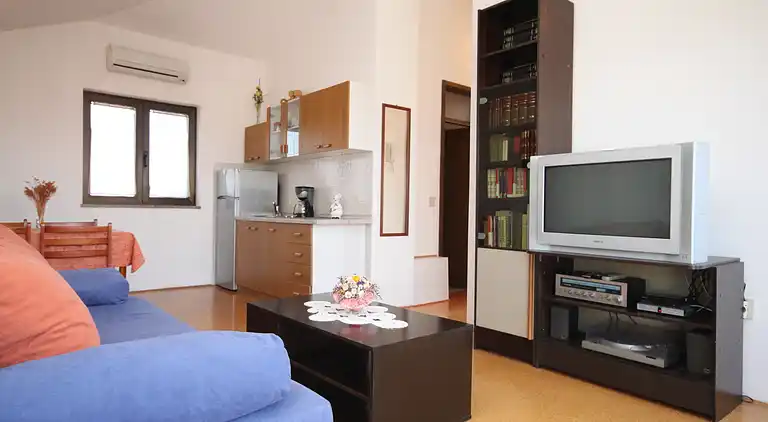 2-Zimmer-Ferienwohnung mit Terrasse Umag (A-7171-a)