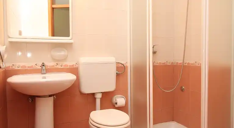 1-Zimmer-Ferienwohnung mit Terrasse Umag (A-7171-d)