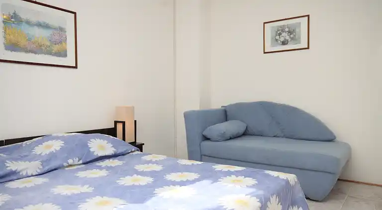 1-Zimmer-Ferienwohnung mit Terrasse Umag (A-7171-d)