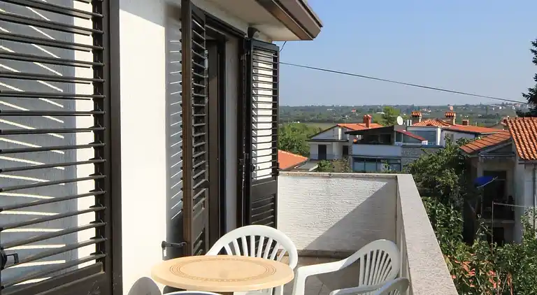 2-Zimmer-Ferienwohnung mit Terrasse Umag (A-7171-a)