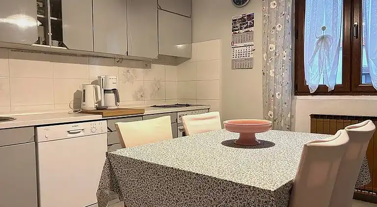 Two bedroom apartment with terrace Novigrad (A-7108-a)