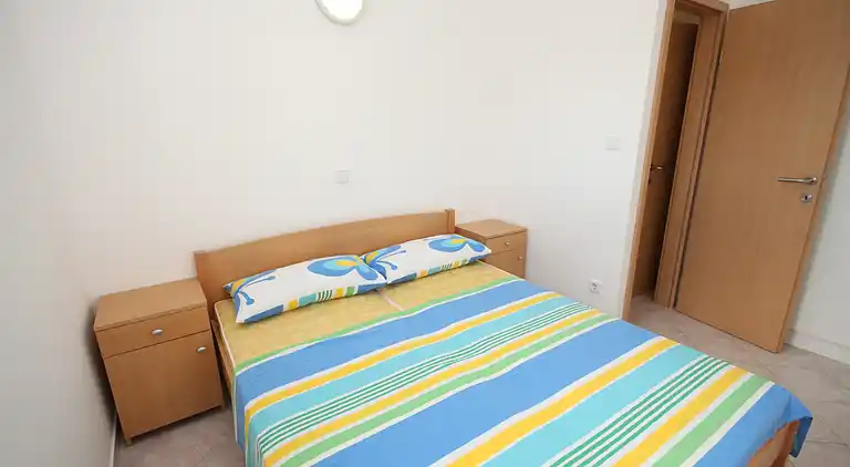 2-Zimmer-Ferienwohnung mit Balkon und Meerblick Duce, Omis