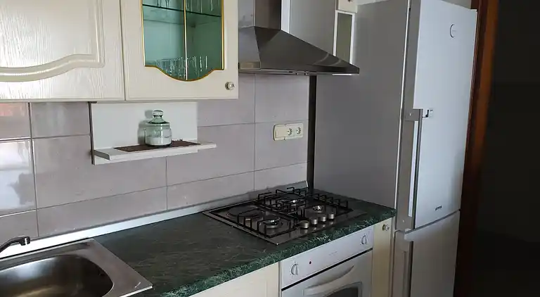 1-Zimmer-Ferienwohnung am Strand Medveja, Opatija (A-7722-b)