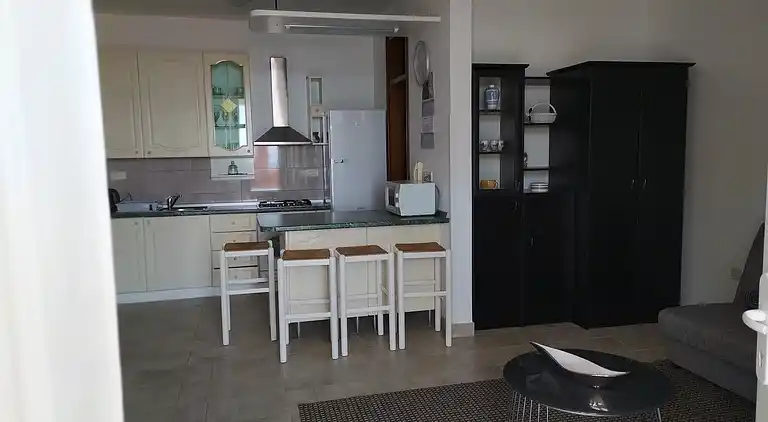 1-Zimmer-Ferienwohnung am Strand Medveja, Opatija (A-7722-b)