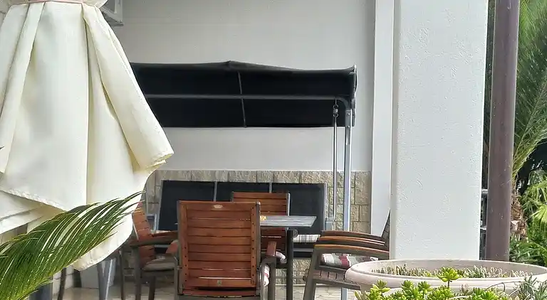 1-Zimmer-Ferienwohnung am Strand Medveja, Opatija (A-7722-b)