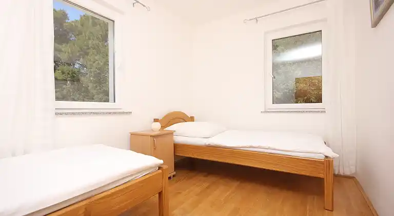 2-Zimmer-Ferienwohnung mit Terrasse Artatore, Losinj