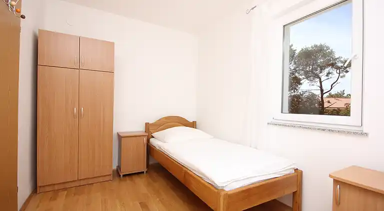 2-Zimmer-Ferienwohnung mit Terrasse Artatore, Losinj