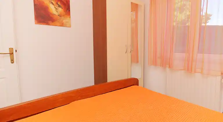 One bedroom apartment with terrace Okrug Gornji, Čiovo