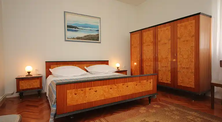 Two bedroom apartment near beach Kali, Ugljan (A-8503-a)