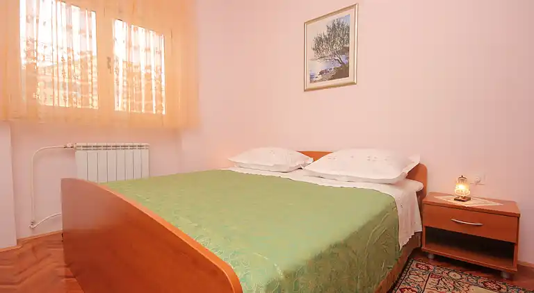 Two bedroom apartment near beach Kali, Ugljan (A-8503-a)