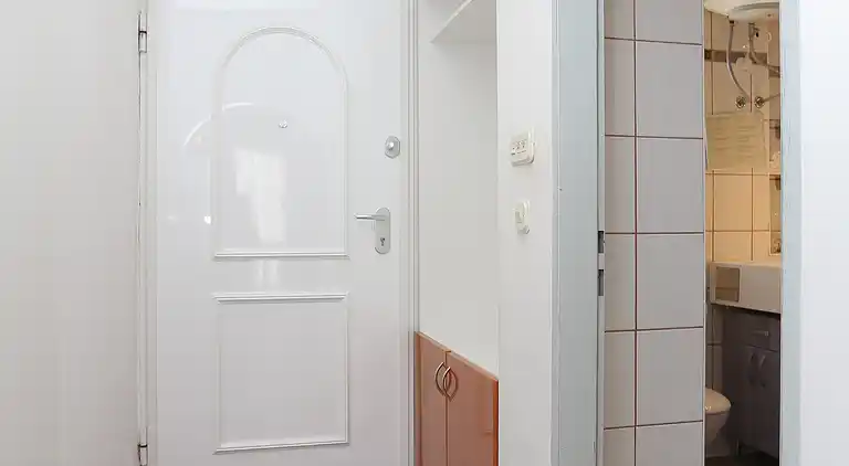 1-Zimmer-Ferienwohnung am Strand Okrug Gornji, Ciovo