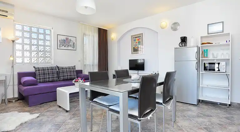 1-Zimmer-Ferienwohnung am Strand Okrug Gornji, Ciovo