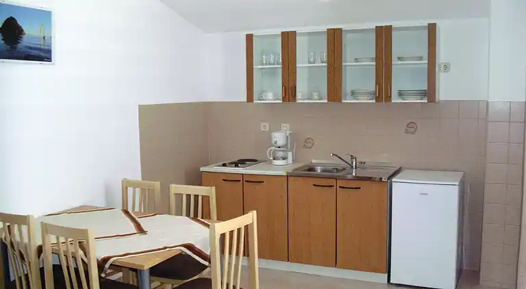 Two bedroom apartment with balcony and sea view Seget