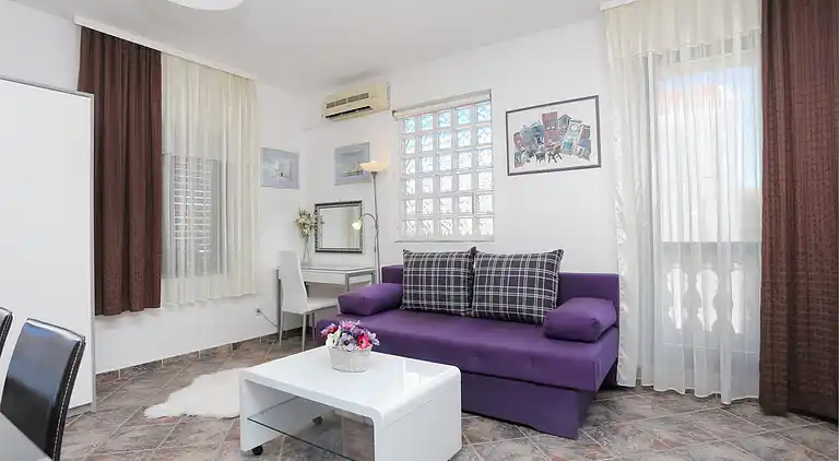 1-Zimmer-Ferienwohnung am Strand Okrug Gornji, Ciovo