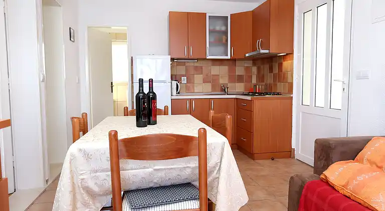 Two bedroom apartment near beach Drače, Pelješac (A-10130-a)