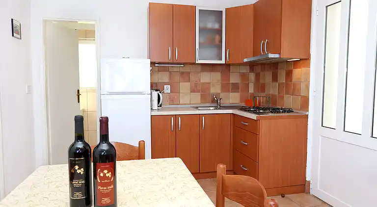 Two bedroom apartment near beach Drače, Pelješac (A-10130-a)