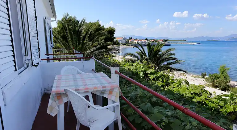 Two bedroom apartment near beach Drače, Pelješac (A-10130-a)