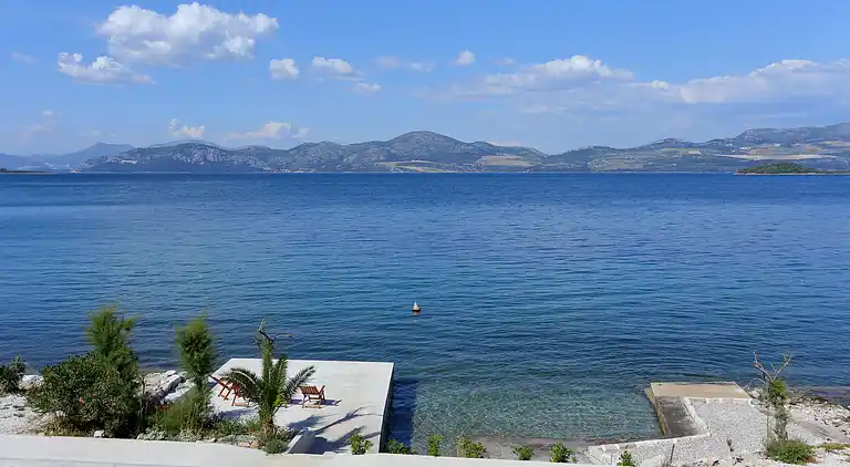 Two bedroom apartment near beach Drače, Pelješac (A-10130-a)