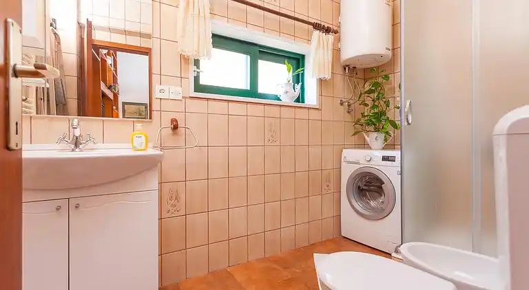 Studio Appartement mit Terrasse und Meerblick Makarska