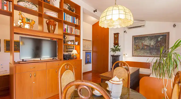 Studio Appartement mit Terrasse und Meerblick Makarska