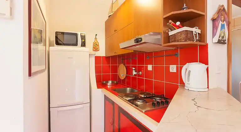 Studio Appartement mit Terrasse und Meerblick Makarska