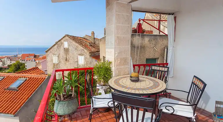 Studio Appartement mit Terrasse und Meerblick Makarska