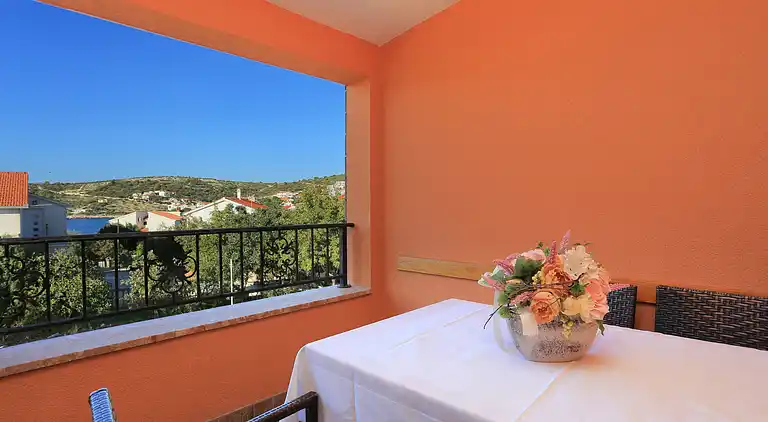 Two bedroom apartment with terrace and sea view Kanica,