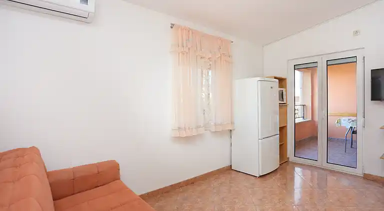 Two bedroom apartment with terrace and sea view Kanica,