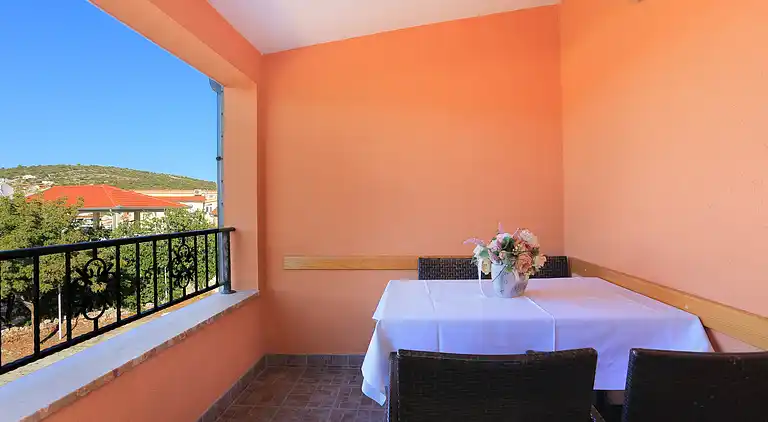 Two bedroom apartment with terrace and sea view Kanica,