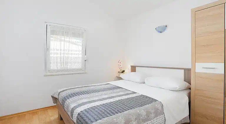 Two bedroom apartment with terrace and sea view Kanica,