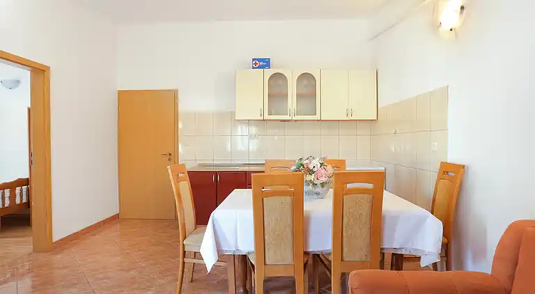 Two bedroom apartment with terrace and sea view Kanica,
