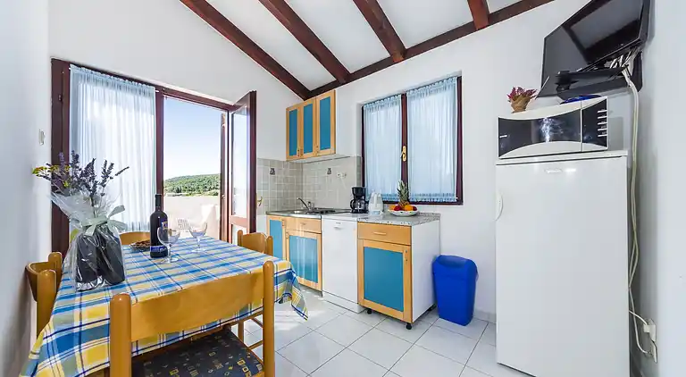 One bedroom apartment near beach Ždrelac, Pašman (A-12662-a)