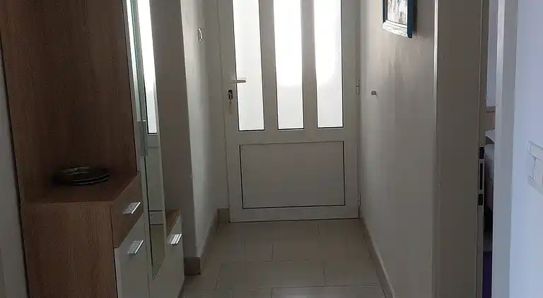 Three bedroom apartment with terrace and sea view Bol (Brač)