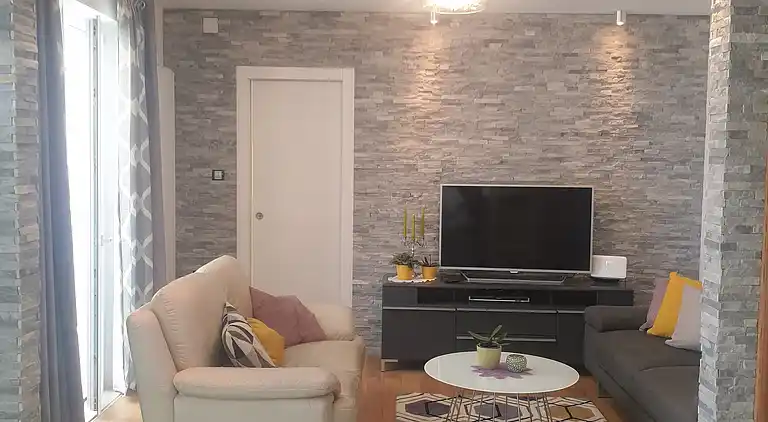 2-Zimmer-Ferienwohnung mit Terrasse und Meerblick Bol (Brac)