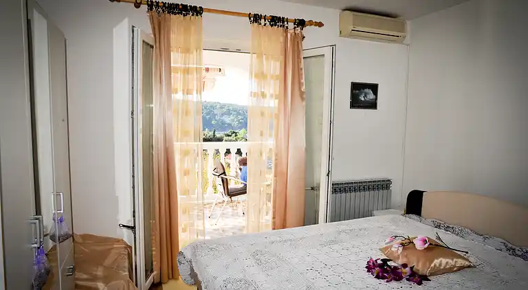 3-Zimmer-Ferienwohnung mit Terrasse und Meerblick Kampor,