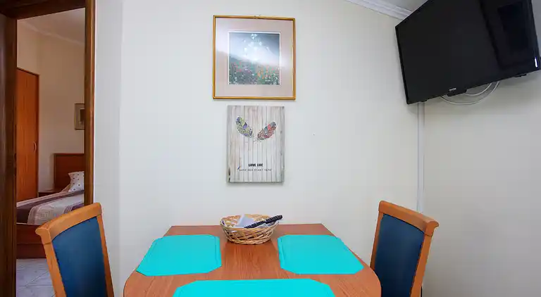 1-Zimmer-Ferienwohnung am Strand Brodarica, Sibenik