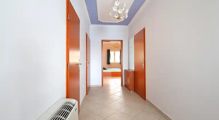 2-Zimmer-Ferienwohnung am Strand Brodarica, Sibenik