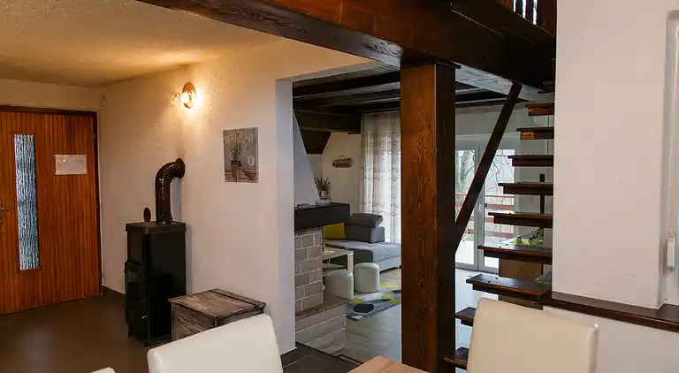 2-Zimmer-Haus mit Terrasse Zlobin, Gorski kotar (K-15452)