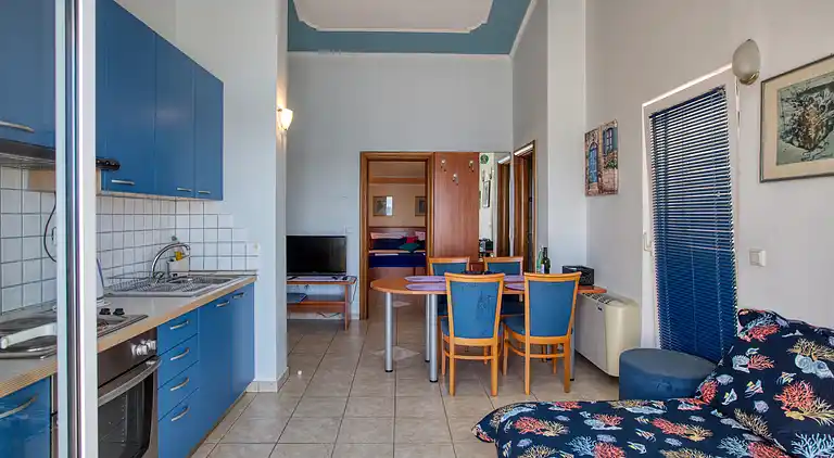 1-Zimmer-Ferienwohnung am Strand Brodarica, Sibenik
