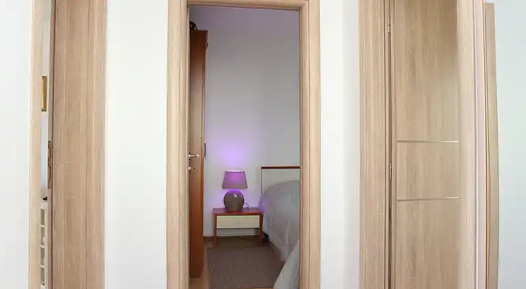 Two bedroom apartment with balcony and sea view Arbanija,