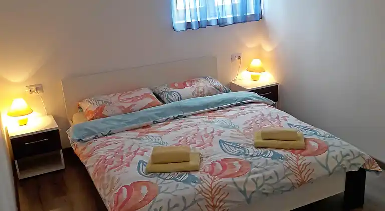 2-Zimmer-Ferienwohnung mit Terrasse Cres (A-15672-a)