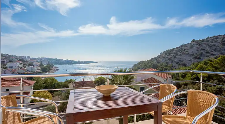 One bedroom apartment near beach Ražanj, Rogoznica