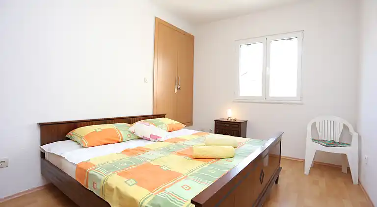 2-Zimmer-Ferienwohnung mit Terrasse und Meerblick Slatine,