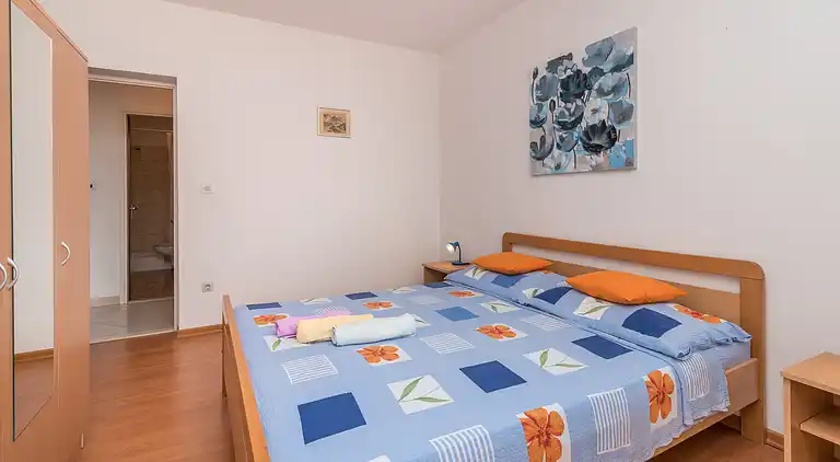 2-Zimmer-Ferienwohnung mit Terrasse und Meerblick Slatine,