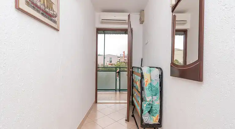 2-Zimmer-Ferienwohnung mit Terrasse und Meerblick Slatine,