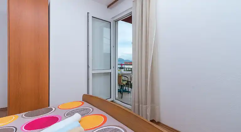 2-Zimmer-Ferienwohnung mit Terrasse und Meerblick Slatine,