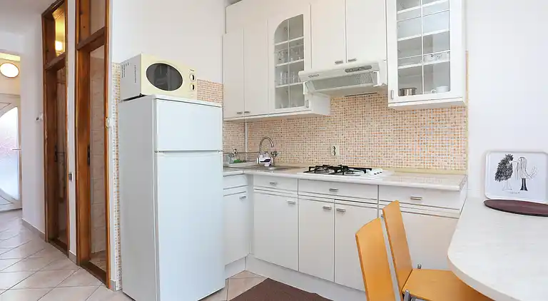 2-Zimmer-Ferienwohnung am Strand Okrug Donji, Ciovo