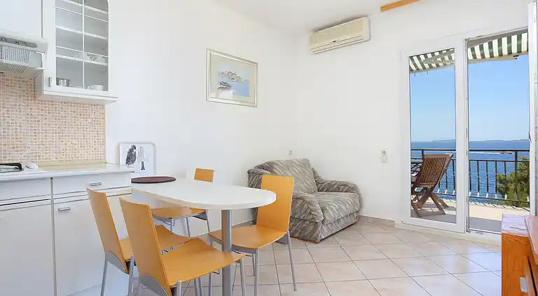 2-Zimmer-Ferienwohnung am Strand Okrug Donji, Ciovo