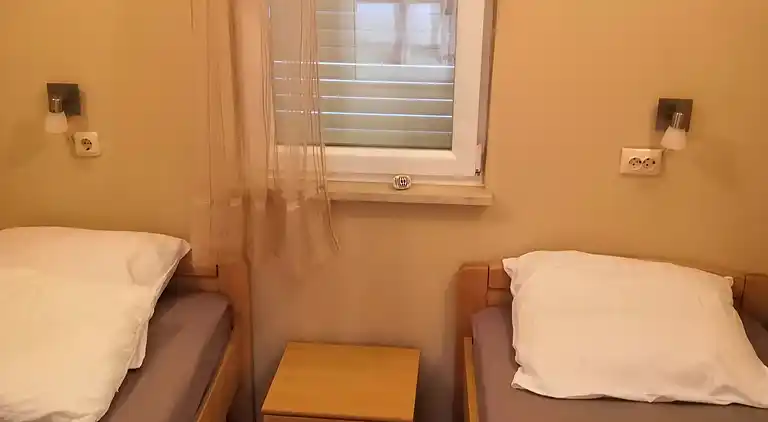 Two bedroom apartment with terrace and sea view Drvenik